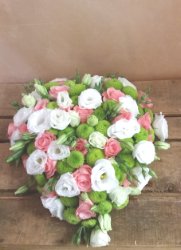 Foto Cuore di fiori misti Bianco e verde