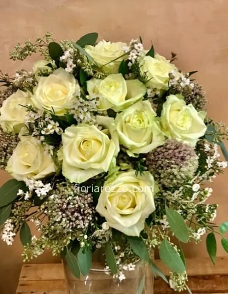 Mazzi di rose bianche